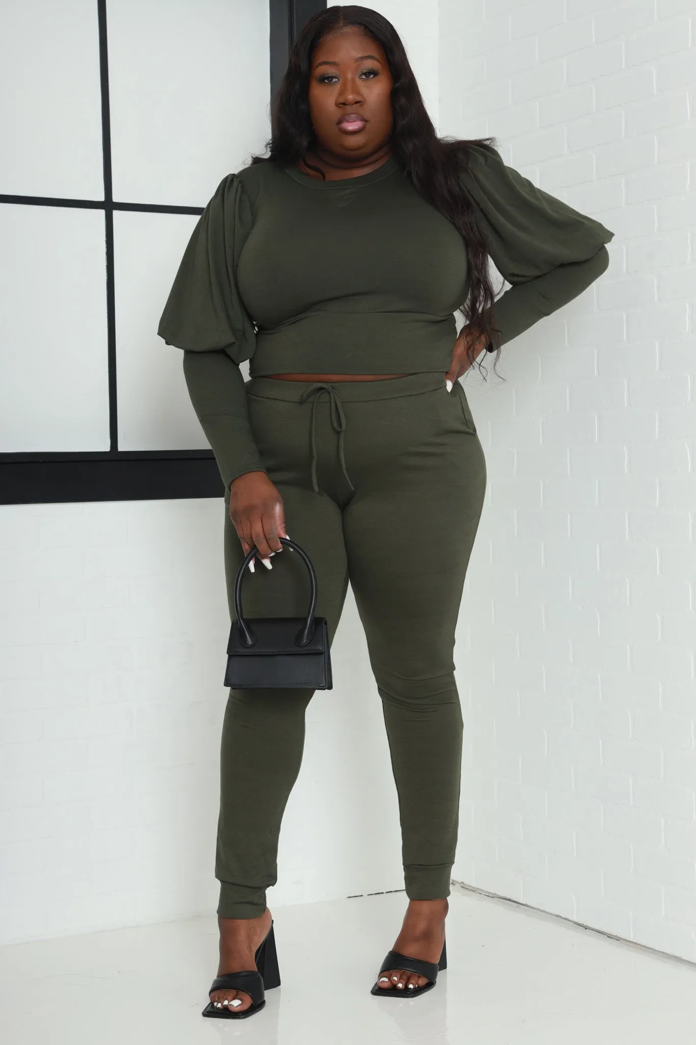 Diary Power Sleeve Jogger Set - Olive