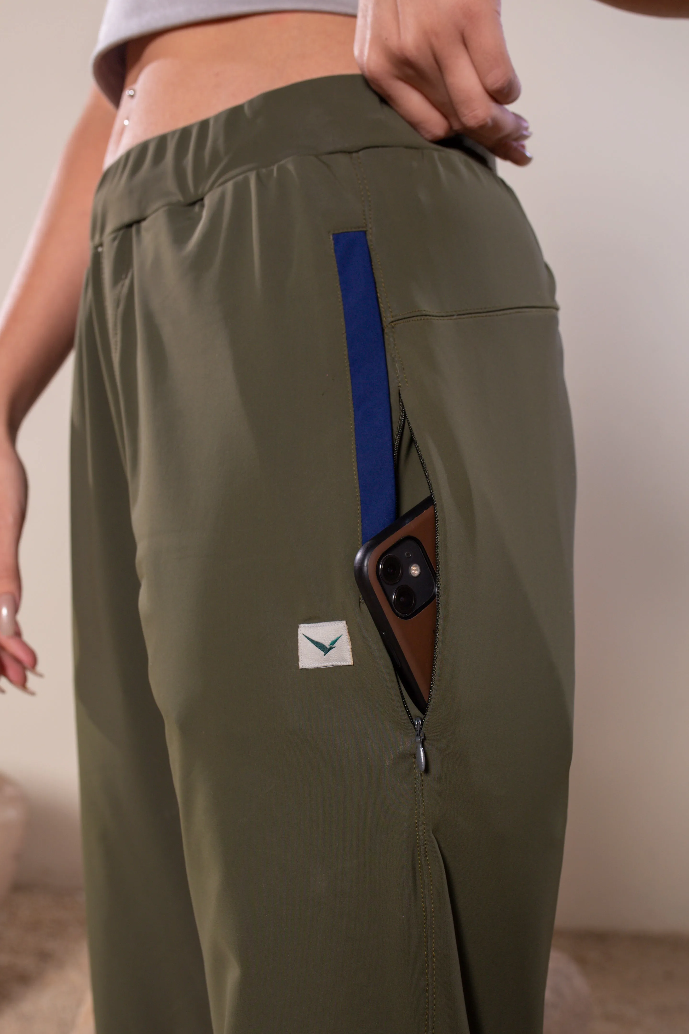 Wanderlust Pant Olive 2.0